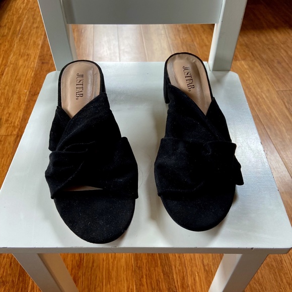 small heel sandal - Picture 1 of 2